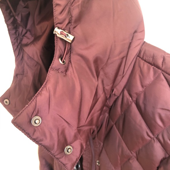 London Fog insulated jacket with detachable hood - Picture 6 of 11